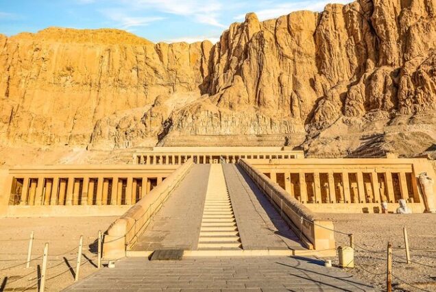 VIP private Luxor tour - 5 pax Minim & more